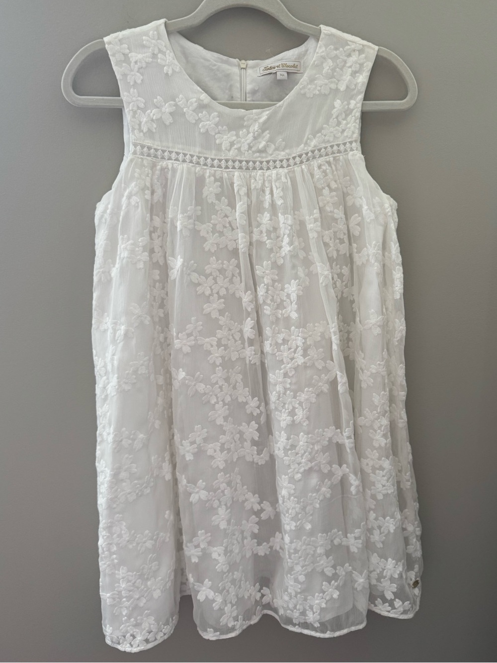 French Brand White Floral Lace Sleeveless Kids Dress